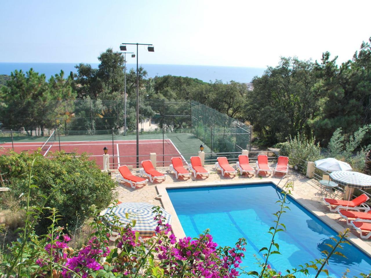 A Picturesque Wine House Now Refurbished Into In Сasa de vacaciones